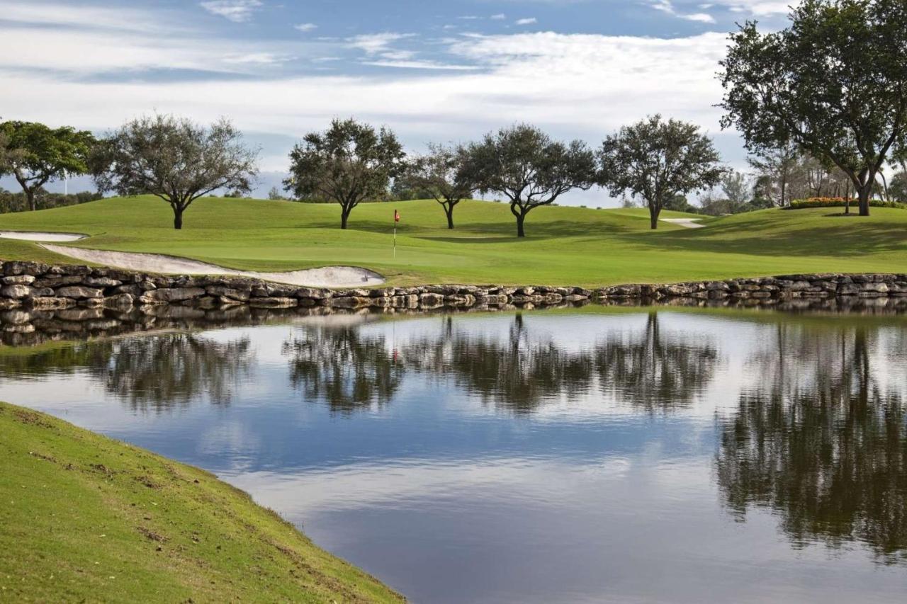 Golf And Tennis Community-Lakeview Oasis-Private Patio Vila Wesley Chapel Exterior foto